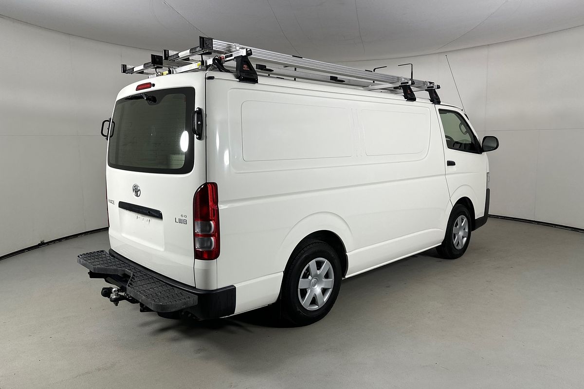 2015 Toyota HIACE TRH201R LWB