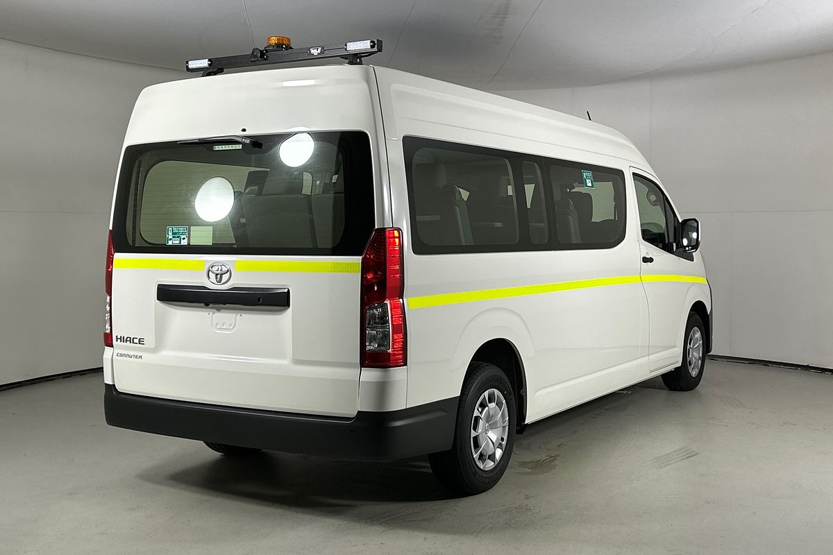 2025 Toyota Hiace SLWB COMMUTER (12 SEATS) GDH322R