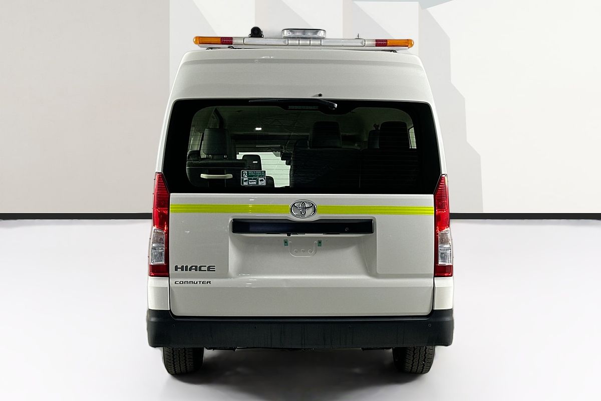 2023 Toyota Hiace SLWB COMMUTER (12 SEATS) GDH322R