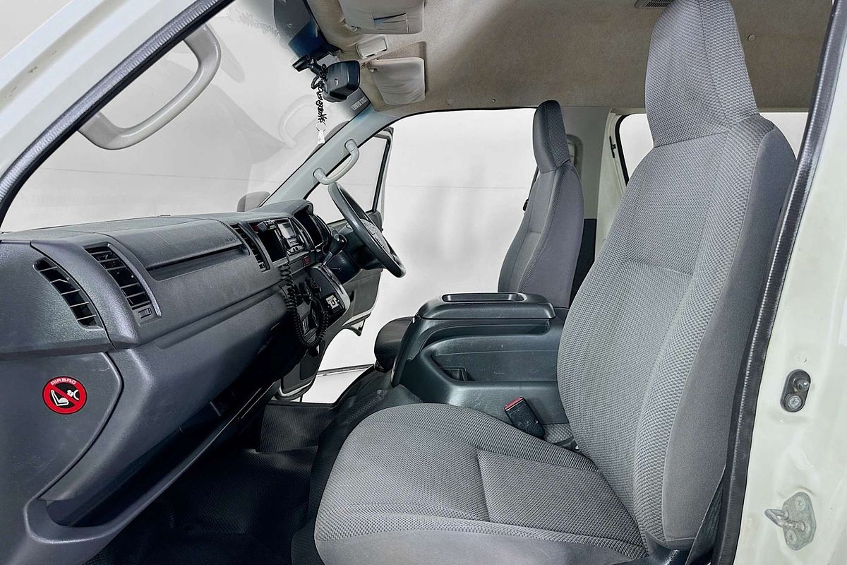 2015 Toyota HIACE COMMUTER KDH223R MY14