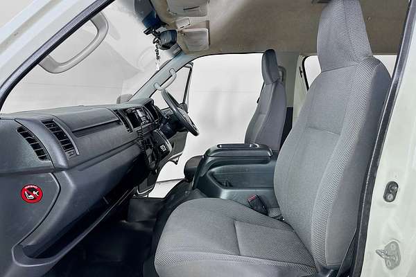 2015 Toyota HIACE COMMUTER KDH223R MY14