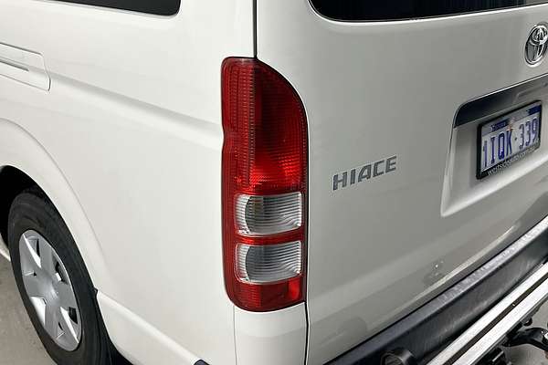 2018 Toyota HIACE COMMUTER KDH223R MY16