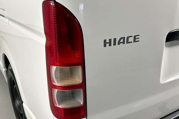 2018 Toyota Hiace COMMUTER (12 SEATS) KDH223R MY16