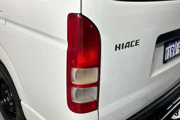 2018 Toyota HIACE COMMUTER (12 SEATS) KDH223R MY16 ELWB High Roof