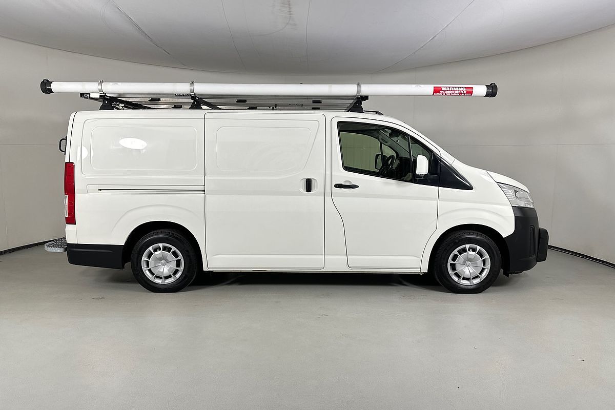 2020 Toyota HIACE LWB GDH300R LWB