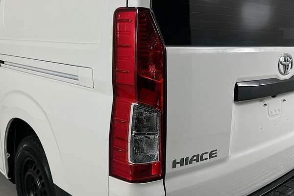 2020 Toyota HIACE LWB GRH300R LWB