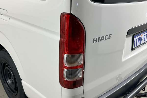 2018 Toyota HIACE COMMUTER KDH223R MY16