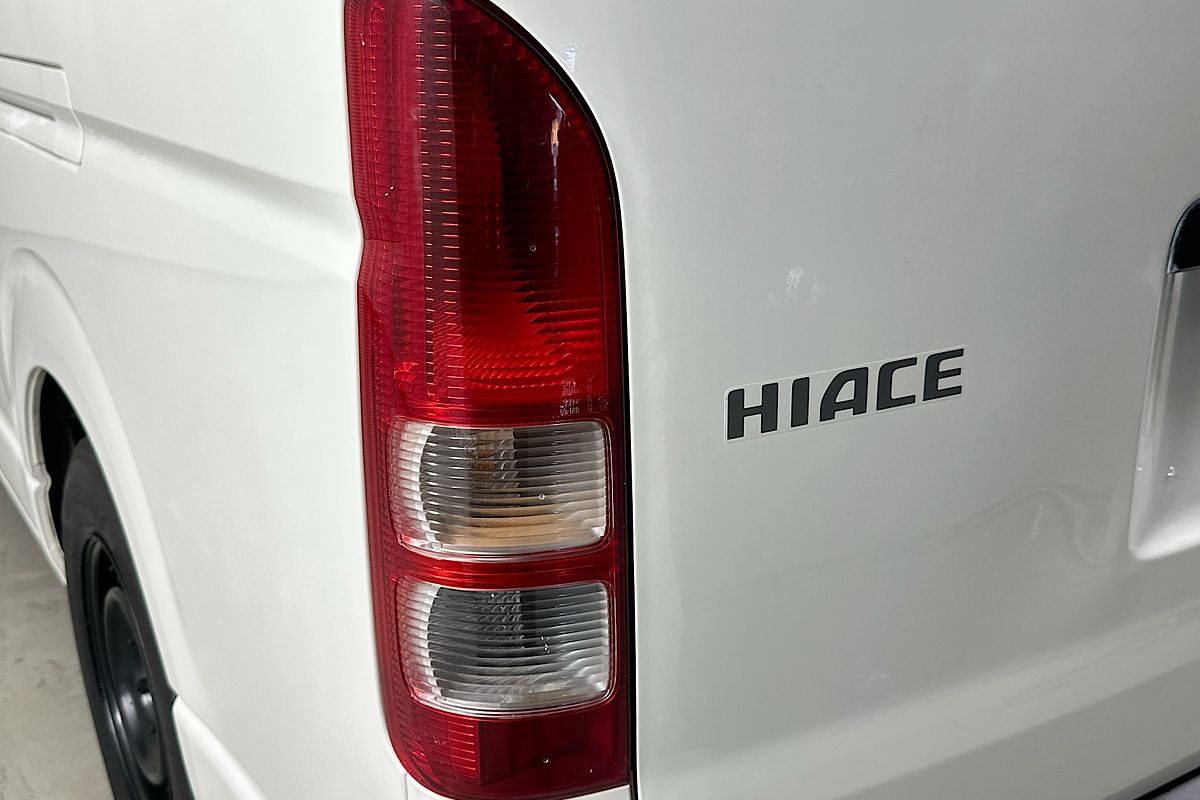 2018 Toyota HIACE COMMUTER (12 SEATS) KDH223R MY16