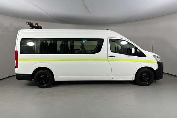 2020 Toyota HIACE Commuter GDH322R