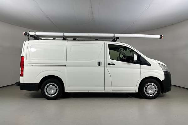 2019 Toyota HIACE LWB GDH300R LWB