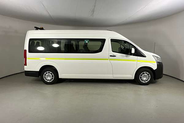 2025 Toyota Hiace SLWB COMMUTER (12 SEATS) GDH322R