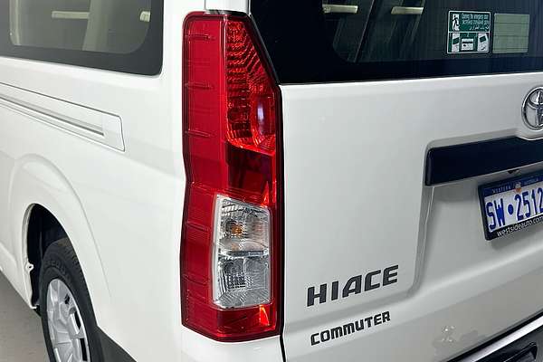 2019 Toyota Hiace COMMUTER (12 SEATS) GDH322R