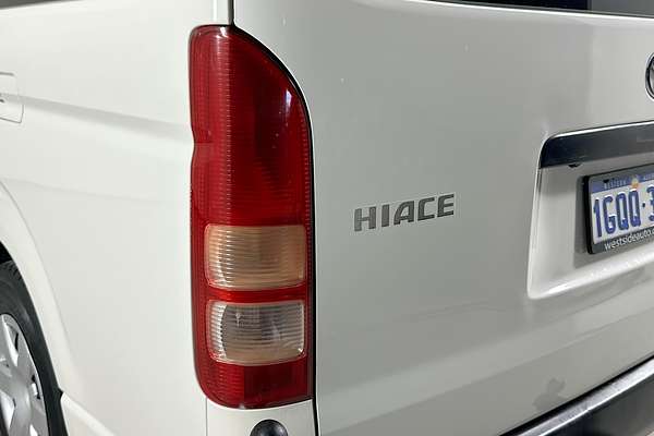 2018 Toyota HIACE COMMUTER KDH223R MY16 ELWB High Roof