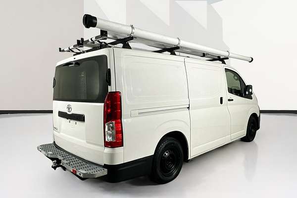 2019 Toyota HIACE LWB GDH300R