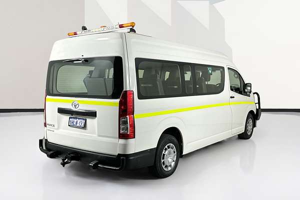 2021 Toyota Hiace Commuter GDH322R