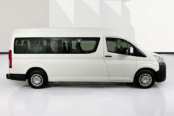 2021 Toyota HIACE SLWB COMMUTER (12 SEATS) GDH322R