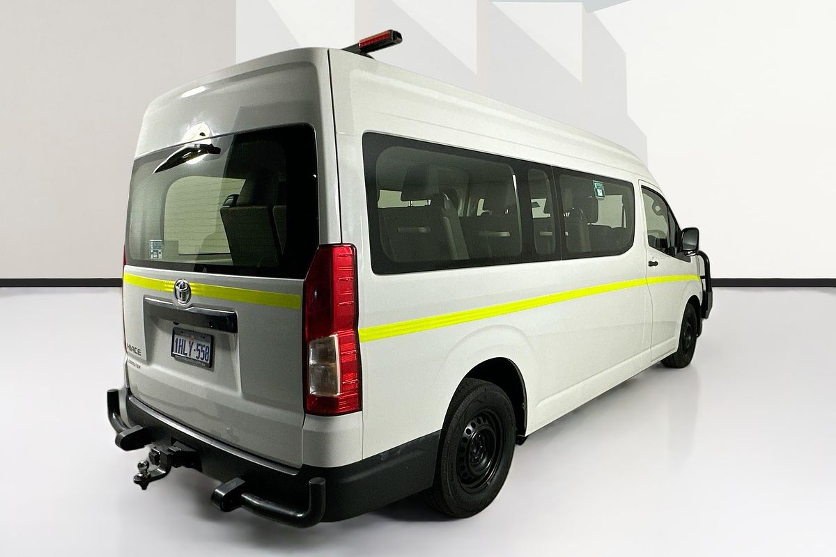 2021 Toyota Hiace SLWB COMMUTER (12 SEATS) GDH322R