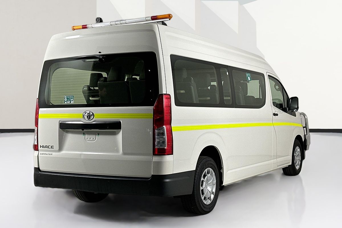 2023 Toyota Hiace SLWB COMMUTER (12 SEATS) GDH322R