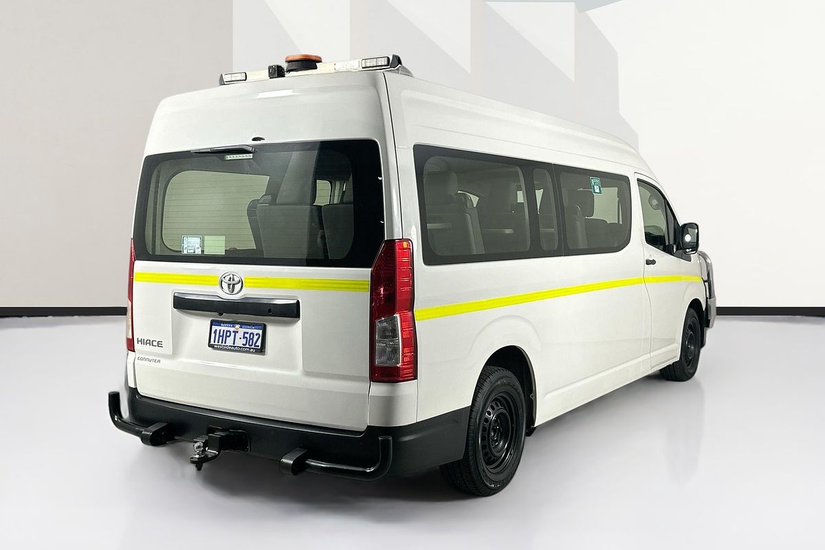 2022 Toyota Hiace SLWB COMMUTER (12 SEATS) GDH322R