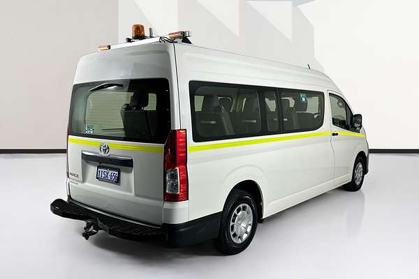 2022 Toyota Hiace SLWB COMMUTER (12 SEATS) GDH322R
