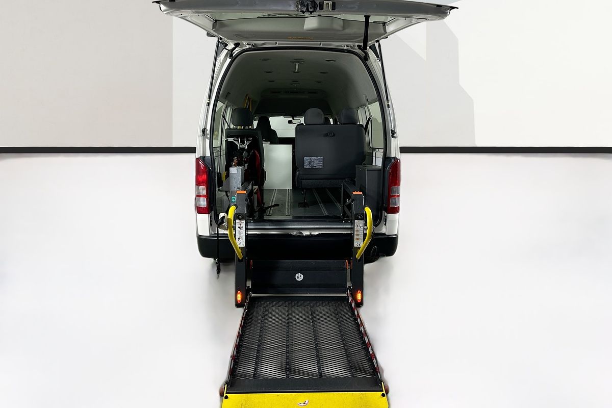 2018 Toyota Hiace COMMUTER (12 SEATS) KDH223R MY16