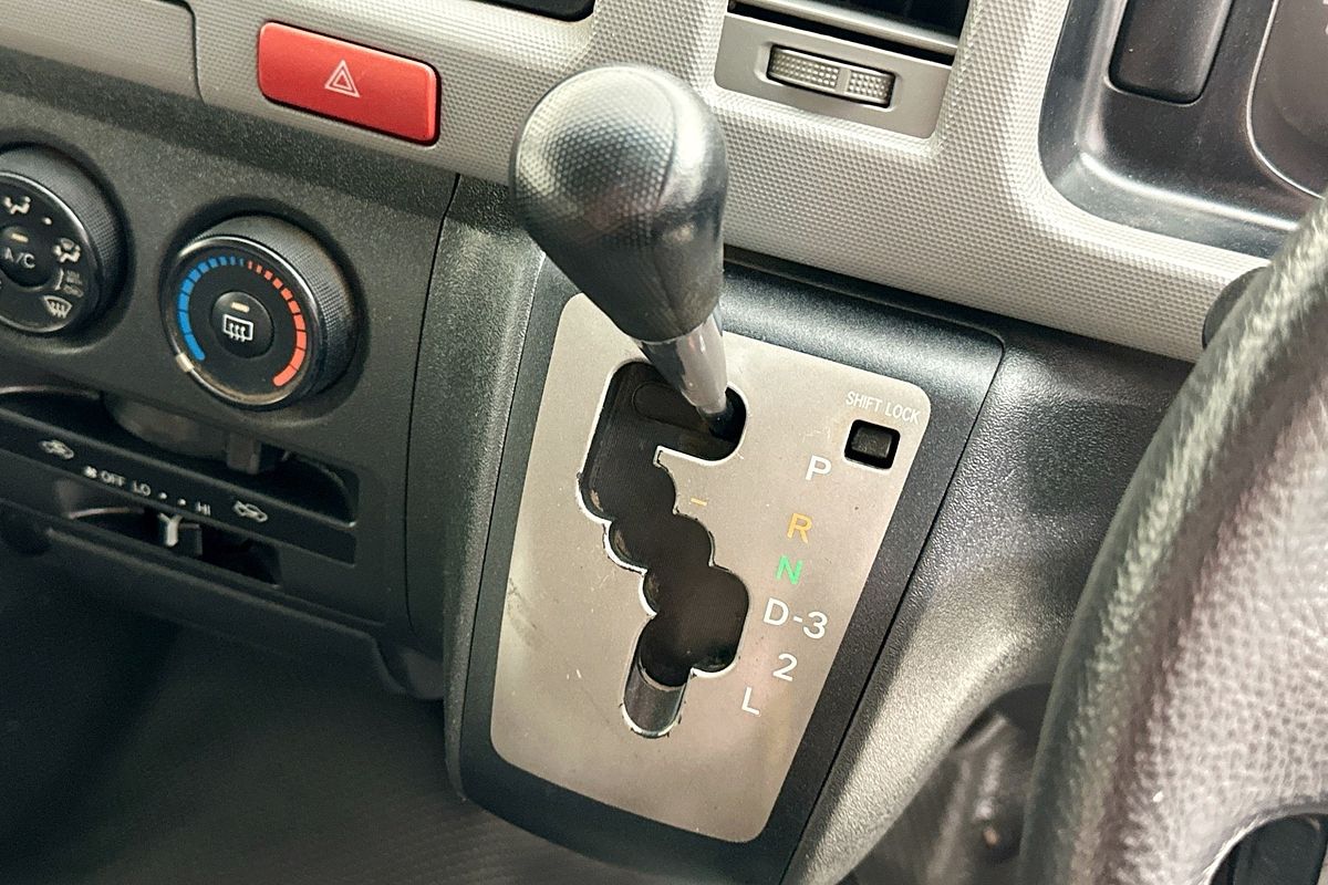 2010 Toyota Hiace COMMUTER KDH223R MY11 UPGRADE