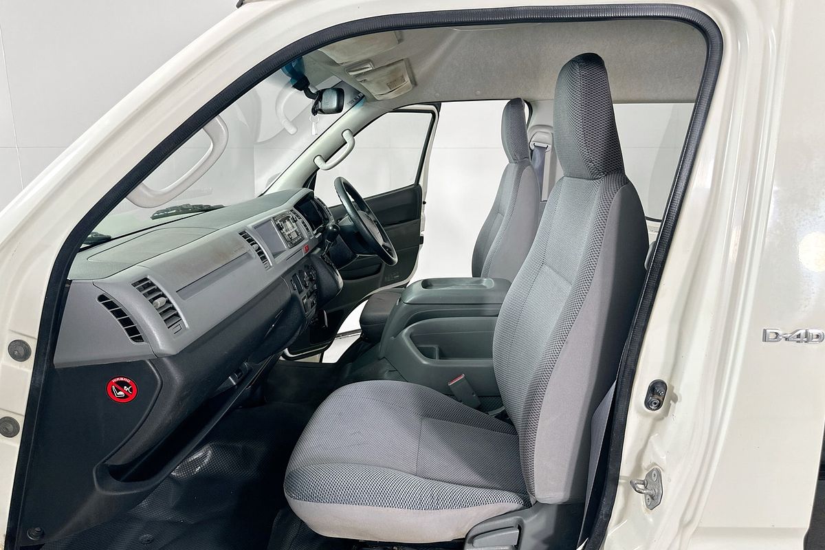 2010 Toyota Hiace COMMUTER KDH223R MY11 UPGRADE