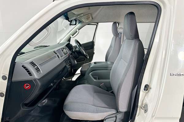 2010 Toyota Hiace COMMUTER KDH223R MY11 UPGRADE