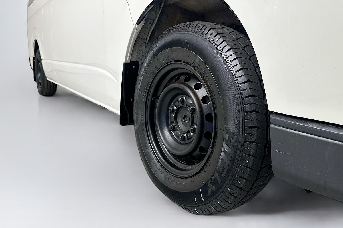 2010 Toyota Hiace COMMUTER KDH223R MY11 UPGRADE