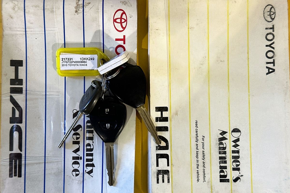 2010 Toyota Hiace COMMUTER KDH223R MY11 UPGRADE