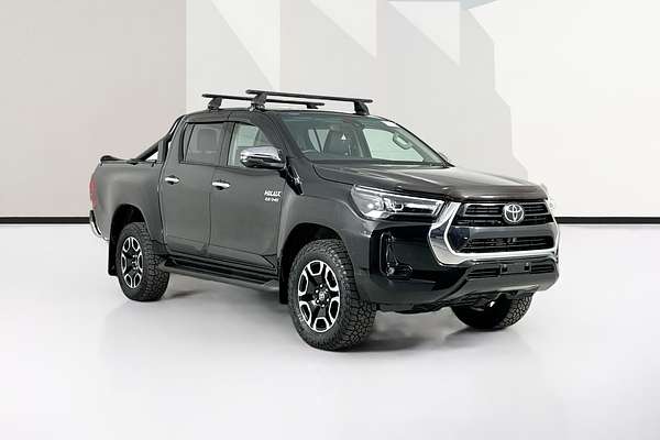 2022 Toyota HILUX SR5 (4x4) GUN126R 4X4