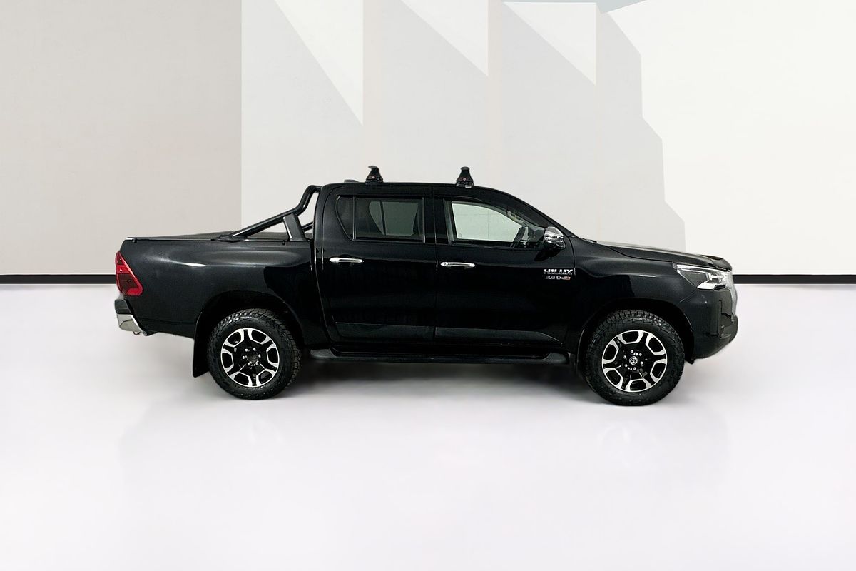 2022 Toyota HILUX SR5 (4x4) GUN126R 4X4