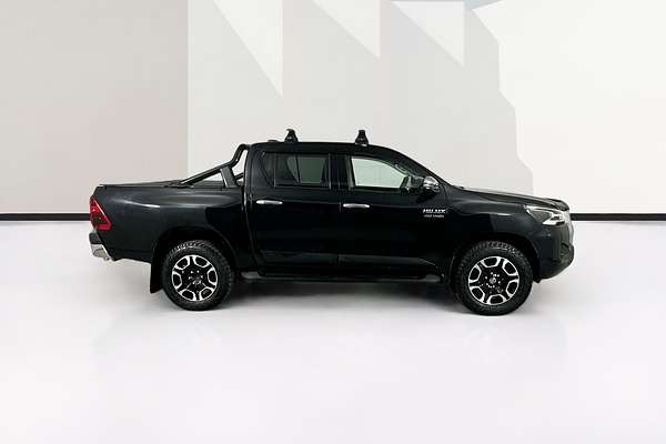 2022 Toyota HILUX SR5 (4x4) GUN126R 4X4