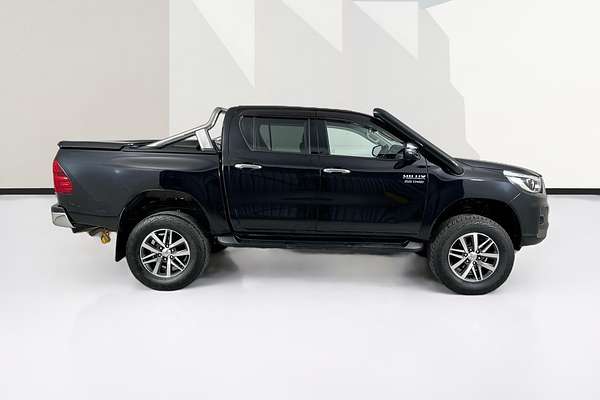 2018 Toyota HILUX SR5 (4x4) GUN126R MY17 4X4