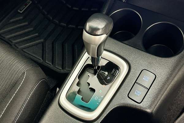 2021 Toyota HILUX SR5 (4x4) GUN126R 4X4