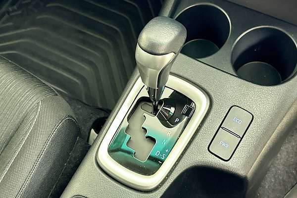 2023 Toyota HILUX SR5 (4x4) GUN126R 4X4
