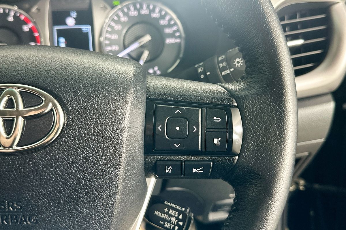 2021 Toyota HILUX SR5 (4x4) GUN126R FACELIFT 4X4
