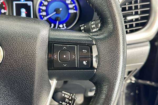 2018 Toyota HILUX SR5 (4x4) GUN126R MY17 4X4