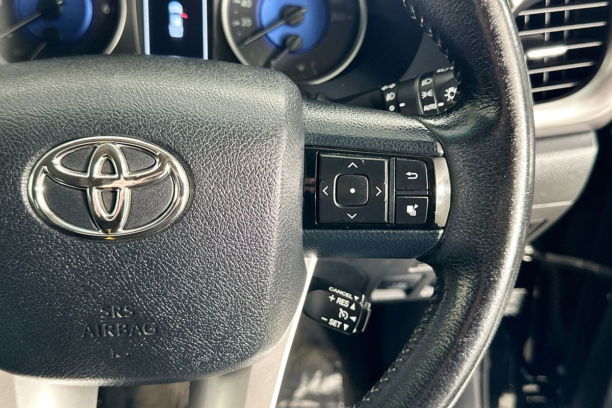2018 Toyota HILUX SR5 (4x4) GUN126R MY17 4X4