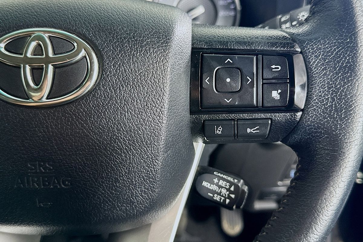 2022 Toyota HILUX SR5 (4x4) GUN126R 4X4