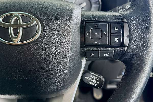 2022 Toyota HILUX SR5 (4x4) GUN126R 4X4
