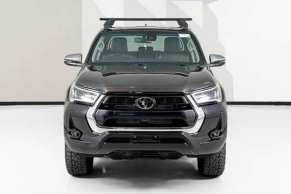 2022 Toyota HILUX SR5 (4x4) GUN126R 4X4