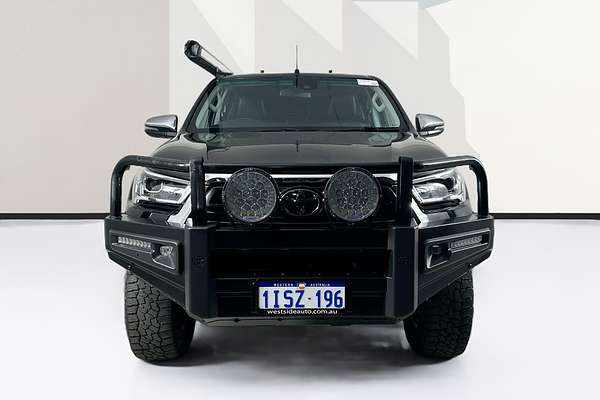 2021 Toyota HILUX SR5 (4x4) GUN126R FACELIFT 4X4