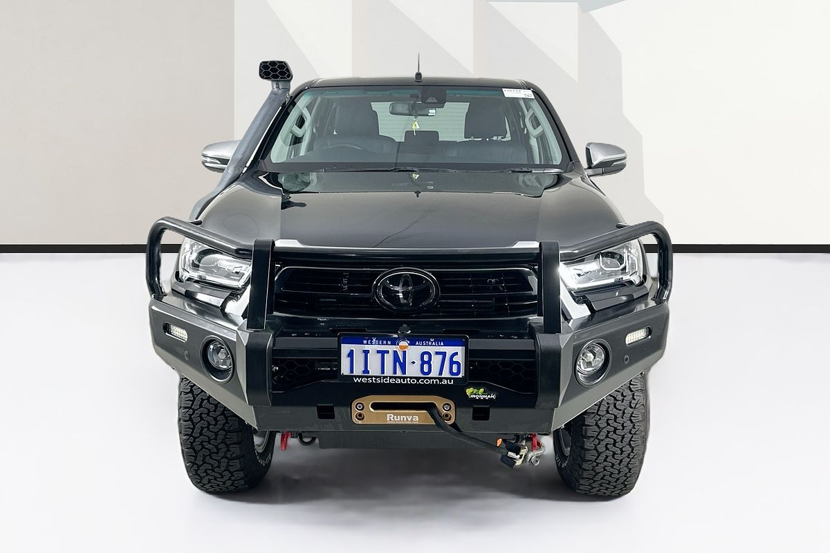 2021 Toyota HILUX SR5 (4x4) GUN126R 4X4