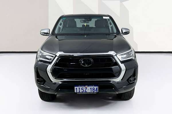 2023 Toyota HILUX SR5 (4x4) GUN126R 4X4