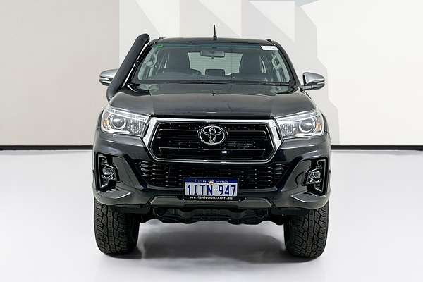 2018 Toyota HILUX SR5 (4x4) GUN126R MY17 4X4