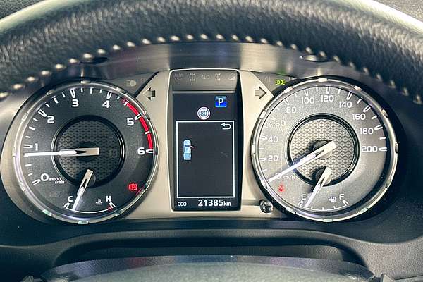 2023 Toyota HILUX SR5 (4x4) GUN126R 4X4
