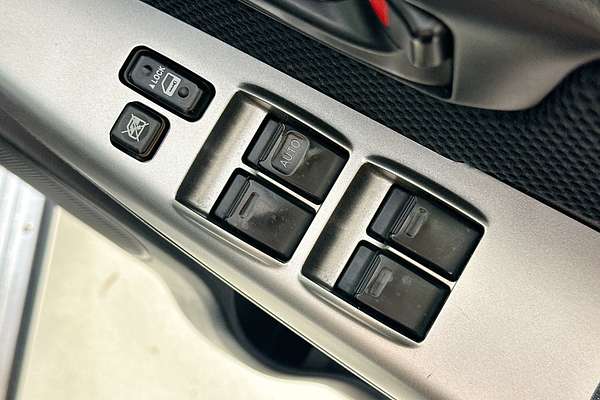 2014 Toyota HILUX SR5 (4x4) KUN26R MY14 4X4