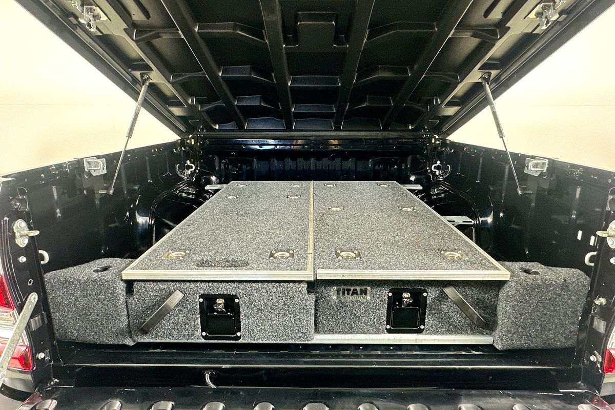 2021 Toyota HILUX SR5 (4x4) GUN126R 4X4