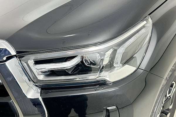 2023 Toyota HILUX SR5 (4x4) GUN126R 4X4